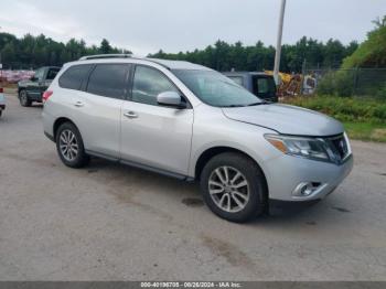  Salvage Nissan Pathfinder