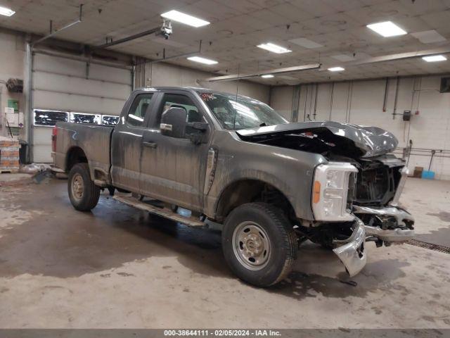  Salvage Ford F-250