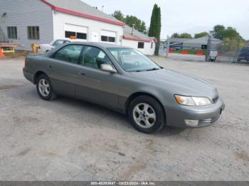  Salvage Lexus Es