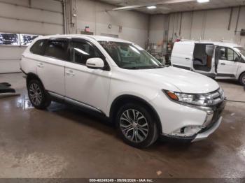  Salvage Mitsubishi Outlander