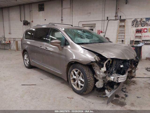  Salvage Chrysler Pacifica