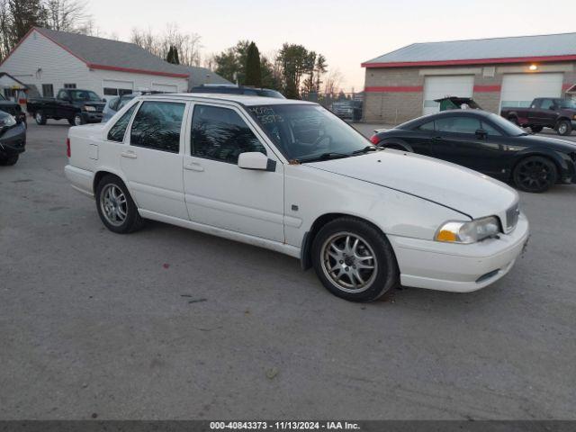  Salvage Volvo S70