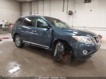  Salvage Nissan Pathfinder