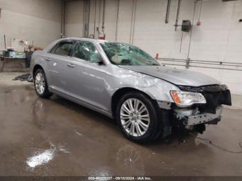  Salvage Chrysler 300