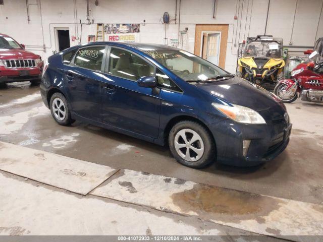  Salvage Toyota Prius