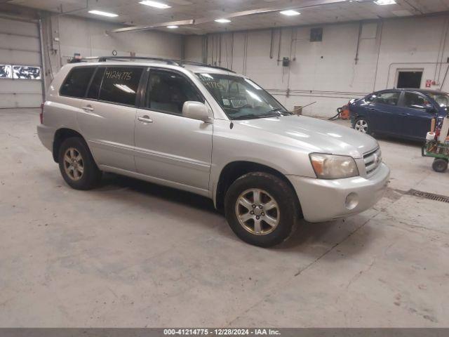  Salvage Toyota Highlander