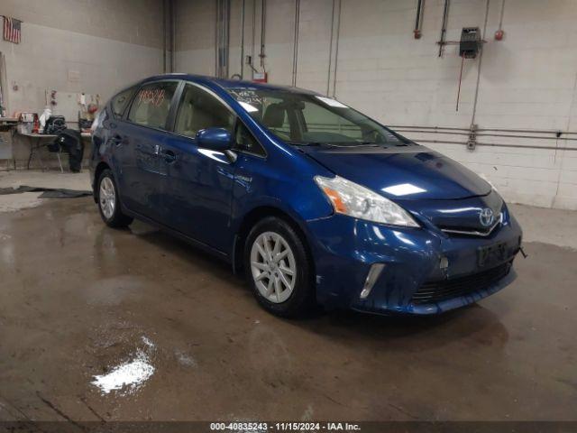  Salvage Toyota Prius v