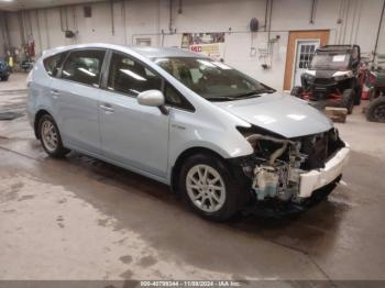  Salvage Toyota Prius v