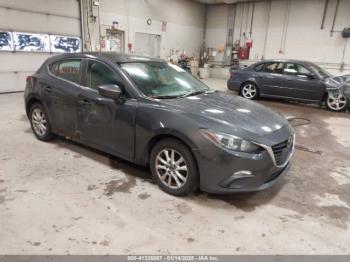  Salvage Mazda Mazda3