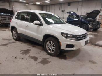  Salvage Volkswagen Tiguan