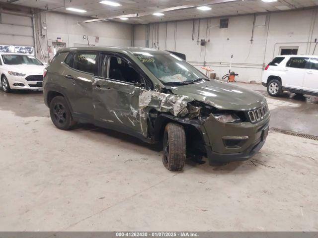  Salvage Jeep Compass