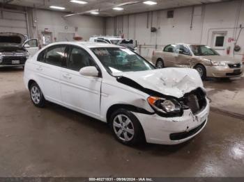  Salvage Hyundai ACCENT