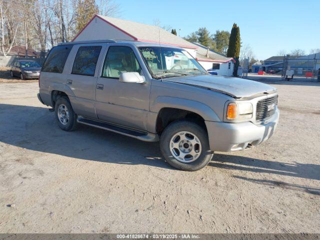  Salvage GMC Yukon