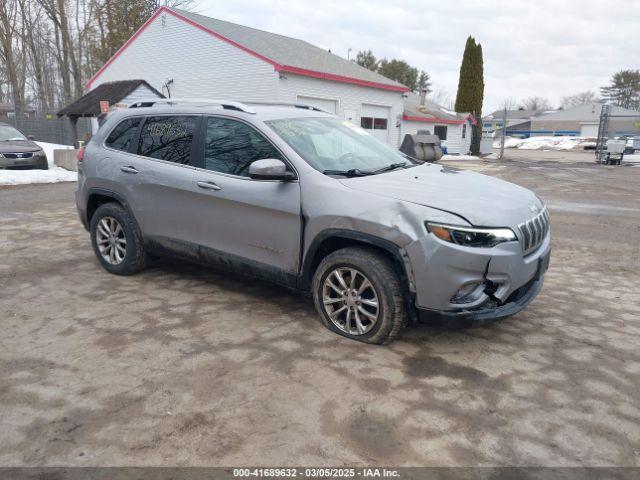  Salvage Jeep Cherokee