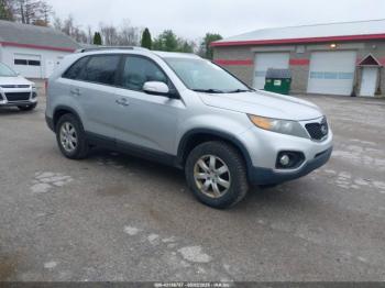  Salvage Kia Sorento