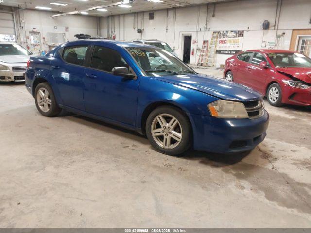  Salvage Dodge Avenger
