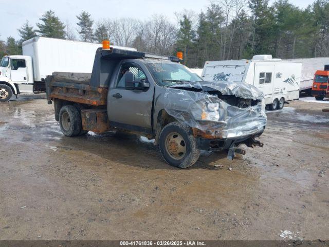  Salvage Chevrolet Silverado 3500