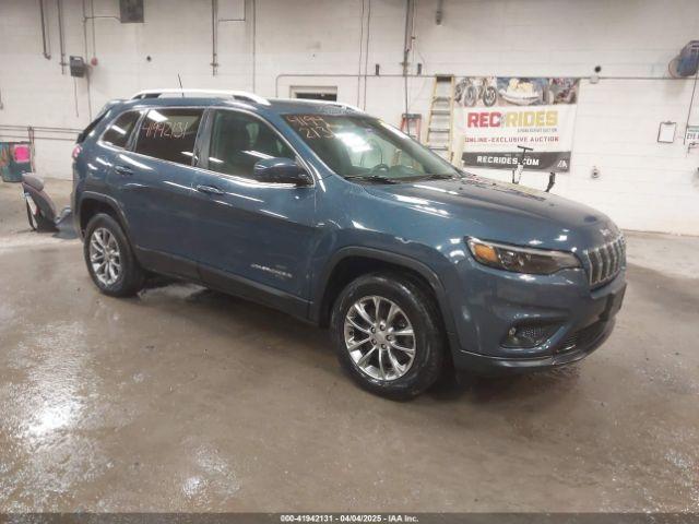  Salvage Jeep Cherokee