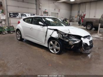  Salvage Hyundai VELOSTER