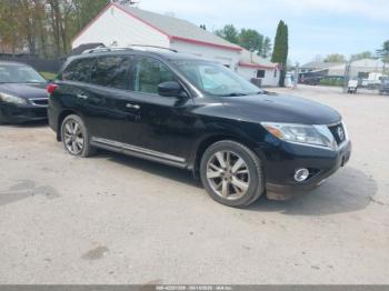  Salvage Nissan Pathfinder