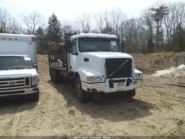  Salvage Volvo Vhd