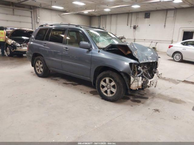  Salvage Toyota Highlander