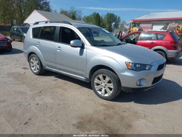  Salvage Mitsubishi Outlander