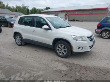  Salvage Volkswagen Tiguan