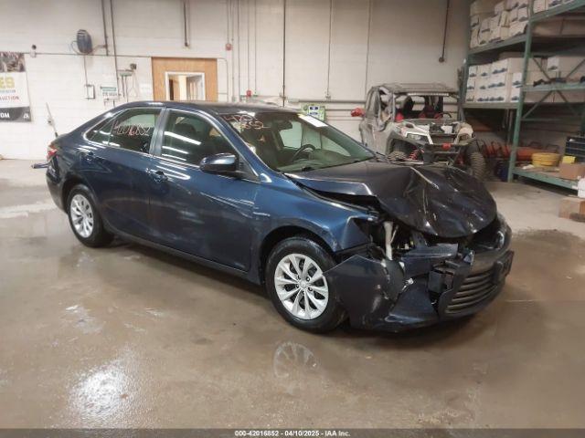  Salvage Toyota Camry