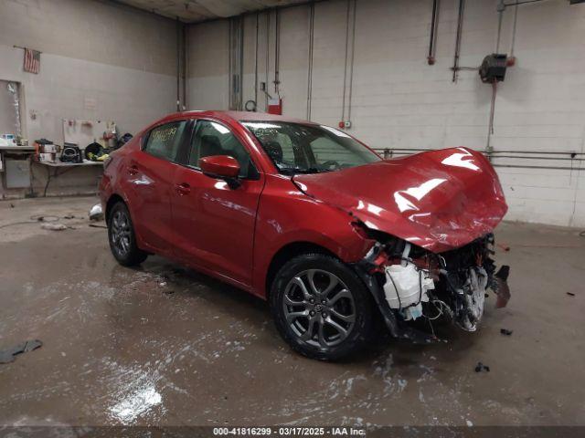  Salvage Toyota Yaris