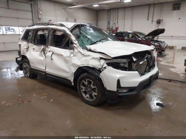  Salvage Honda Passport