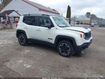  Salvage Jeep Renegade