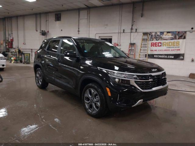 Salvage Kia Seltos
