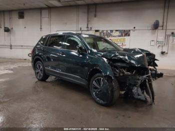  Salvage Volkswagen Tiguan