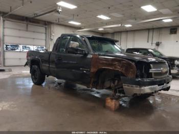  Salvage Chevrolet Silverado 2500