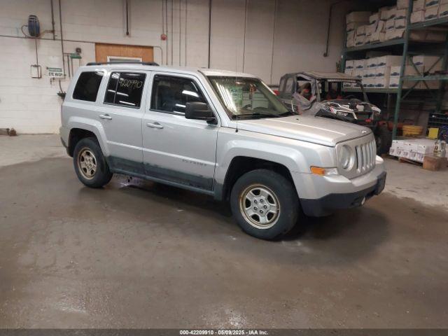  Salvage Jeep Patriot