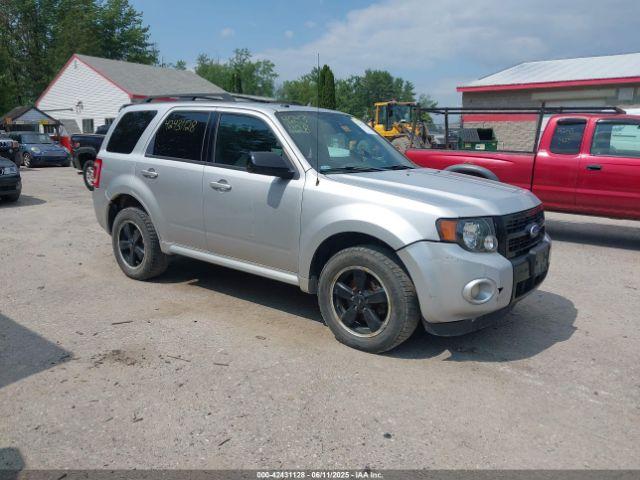  Salvage Ford Escape
