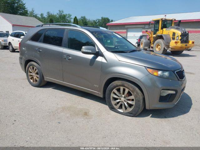  Salvage Kia Sorento
