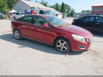  Salvage Volvo S60