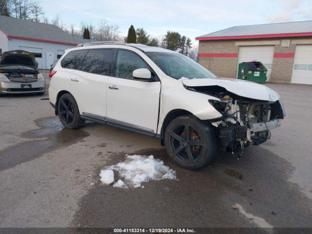 Salvage Nissan Pathfinder