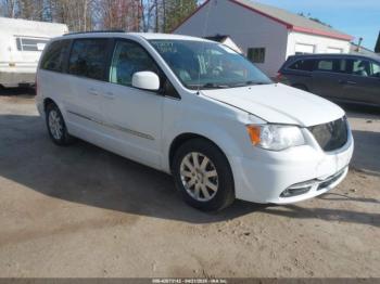  Salvage Chrysler Town & Country