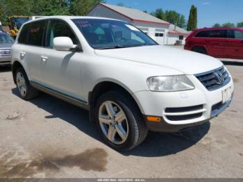  Salvage Volkswagen Touareg
