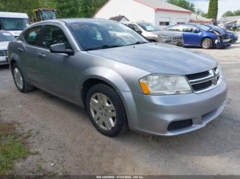  Salvage Dodge Avenger