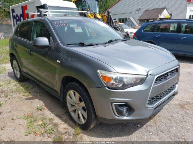  Salvage Mitsubishi Outlander
