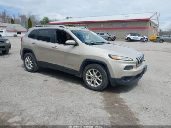  Salvage Jeep Cherokee