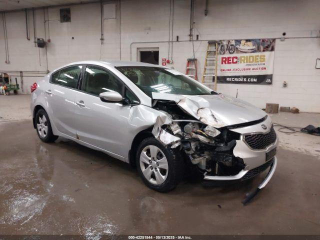  Salvage Kia Forte