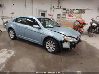  Salvage Chrysler 200