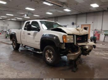  Salvage GMC Sierra 2500