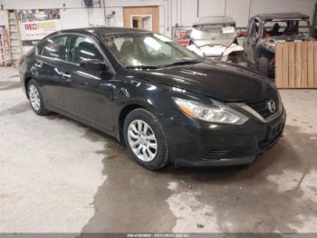  Salvage Nissan Altima