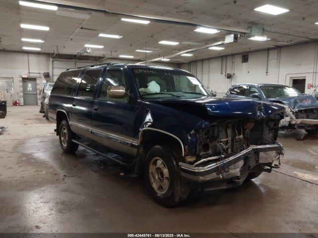  Salvage Chevrolet Suburban 1500